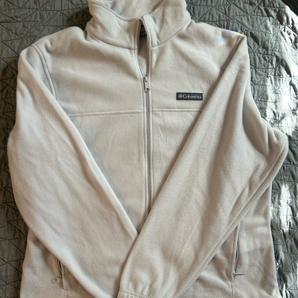 Columbia Light Gray Fleece Jacket NEW